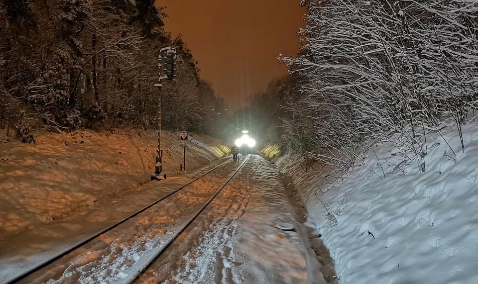 Muž střet s vlakem nepřežil - aktualizováno