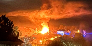 Rozsáhlý požár rodinného domu - podrobná zpráva hasičů