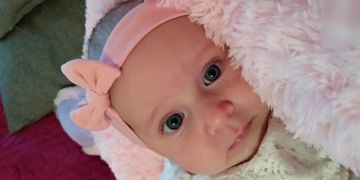 Při mé holčičce stáli andělé strážní v lidských tělech