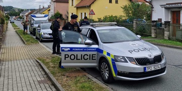 Domácí porod v režii sekty skončil zásahem záchranných složek