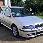 Ukradli mi auto i s dětským kočárkem