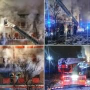 V Plzni hoří pavlačák, na místě jsou desítky hasičů
