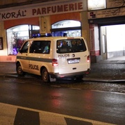 Ve čtvrtek večer srazil autobus na Náměstí Republiky ženu, neviděli jste tuto nehodu?