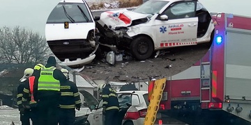 Hromadná nehoda u Třemošné, čtyři zranění lidé