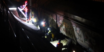 U Domažlické ulice srazil vlak muže