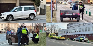 Z vozidla odpojený vozík smetl po chodníku jdoucí matku s dítětem