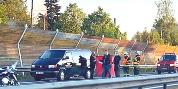 Po střetu motorkář zemřel a druhý účastník nehody ujel
