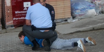 Policie hledá svědky bitky Bulharů