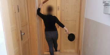 "Uhni couro, jdu si pro starýho!"