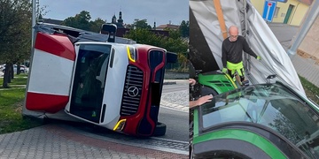 Řidič nezvládl průjezd kruhovým objezdem