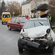 Střet Matize a Hyundaie uzavřel průjezd Kyšicemi
