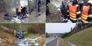 Auto vyjelo z dálnice a převrátilo se na střechu