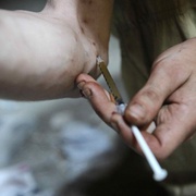 Odseděl si trest za drogy a okamžitě začal dealovat znovu
