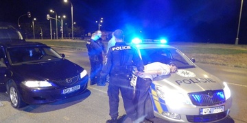 Víkendové příběhy opilecké, bohužel většinou zpoza volantu