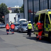Střet vozidla a skoro devadesátiletého cyklisty na Slovanech