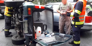 Dopravní nehoda tří aut u Horní Břízy