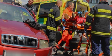 Řidič dostal za jízdy záchvat a upadl do bezvědomí