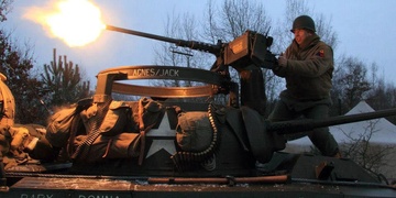 Vojáci uvařili válečným veteránům