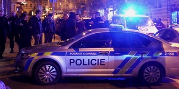 Policie evakuovala Club 21