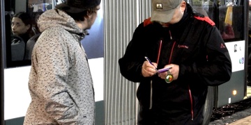 Revizoři během ranní akce odhalili 229 černých pasažérů