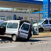 Střet vozů na Slovanech