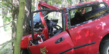 Osmnáctiletý mladík bojuje po nehodě o život