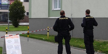 Sebevražda na Doubravce způsobila evakuaci domu