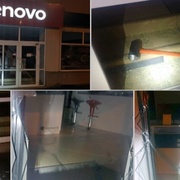 Dnes ráno vyrabovali Lenovo Store Plzeň