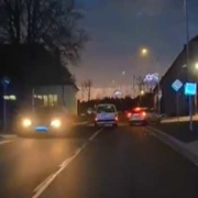 "Pane strážníku, já ale opravdu neřídil!" tvrdil muž, který byl ve vozidle sám