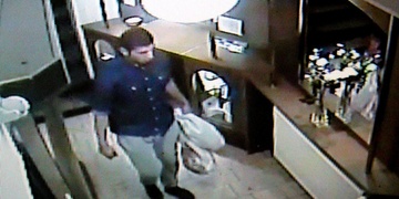 Další příběhy z "Onanistova" života – v noci ukradl televizi