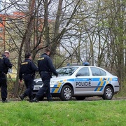 Muž vyhrožoval sebevraždou v Borském parku