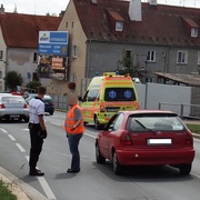 Sražená chodkyně po převozu do nemocnice zemřela