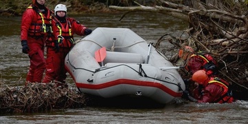 Na Berounce se utopil mladý vodák