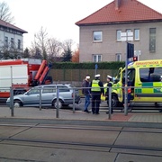 Student spěchající do školy srazil chodkyni