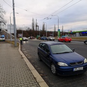 Auto srazilo chodkyni na Jateční