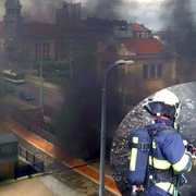 Záměrně založený požár v železničním podjezdu