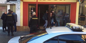 „Táhni do prdele,“ byla poslední slova útočníka