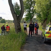 Jeden motocyklista nehodu nepřežil, druhý utrpěl vážné zranění