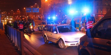 Mladá řidička srazila ženu přímo na přechodu