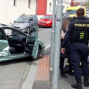 Po nehodě řidič i řidička tvrdili, že jeli na zelenou