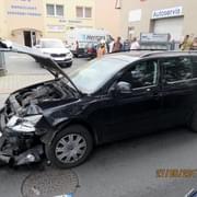 Dva zranění a stotisícová škoda