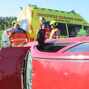 Se dvěma promile se neudržela na silnici