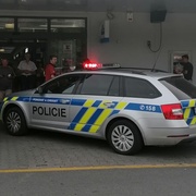 Oznámení o bombě spustilo evakuaci Kauflandu