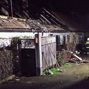 Blesk zapálil rodinný dům, škoda je milion