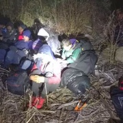 Chytat lumpy do polí musela jet i pořádková jednotka