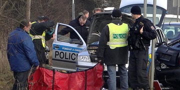 Kriminalisté pátrají po svědcích nehody v Přešticích, při které zahynul chodec