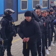 Budějovičáci prohráli ve vlaku s policií i v Plzni v Doosan Aréně