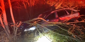 Zraněný muž byl nalezen až dvě hodiny po dopravní nehodě