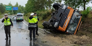 Nehoda nákladního vozu