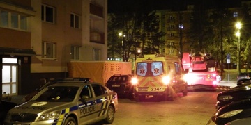 Opilý mladý muž spadl ze třetího patra